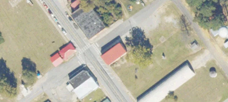 104 Chester Ave
