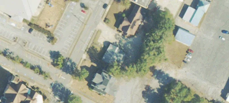 17 Thomas St