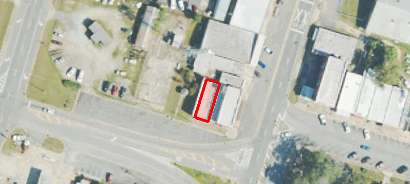24 Main St