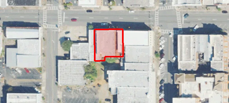 210 Forsyth St