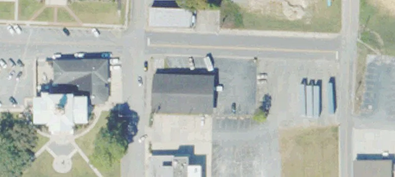 7 Courthouse St