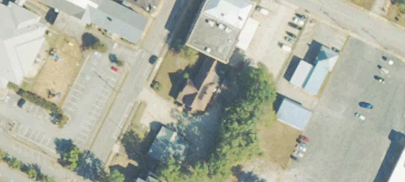 11 Thomas St