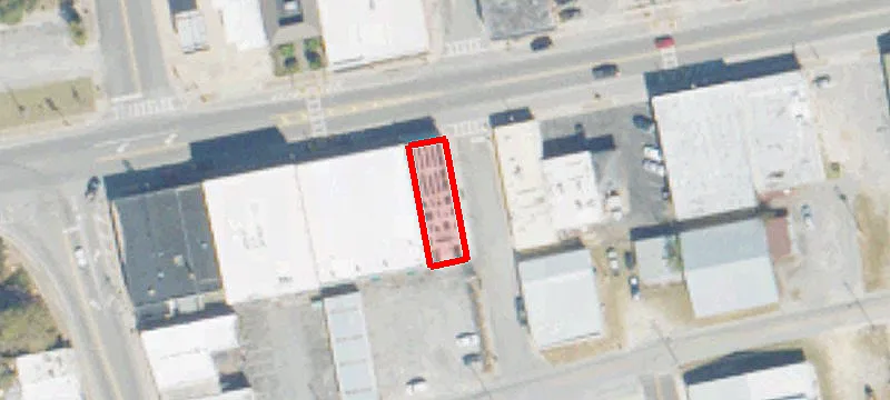 37 Main St