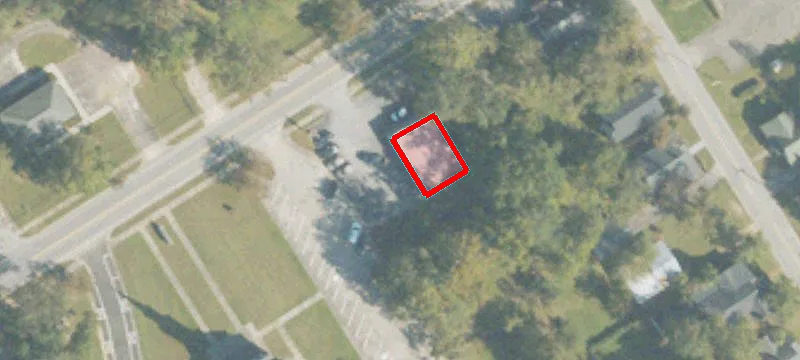 305 Main St