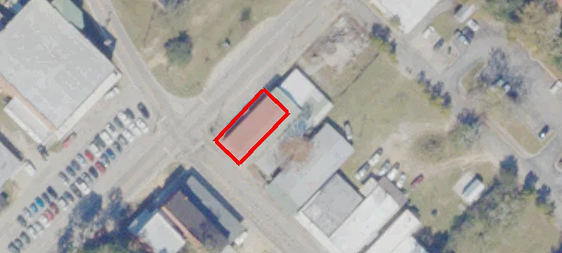 521 Railroad Ave