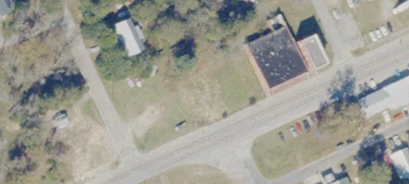 Railroad Ave