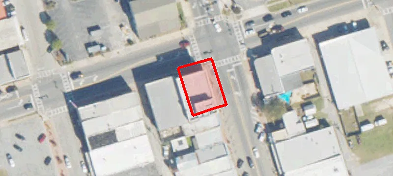 106 Hutchinson Ave