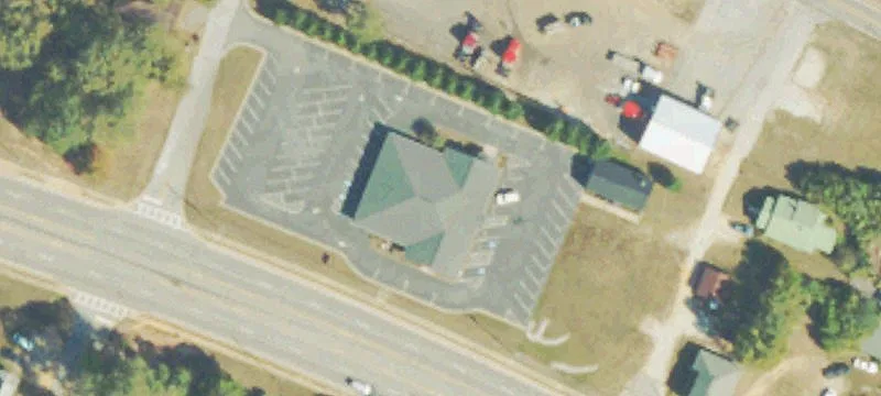 320 College Ave