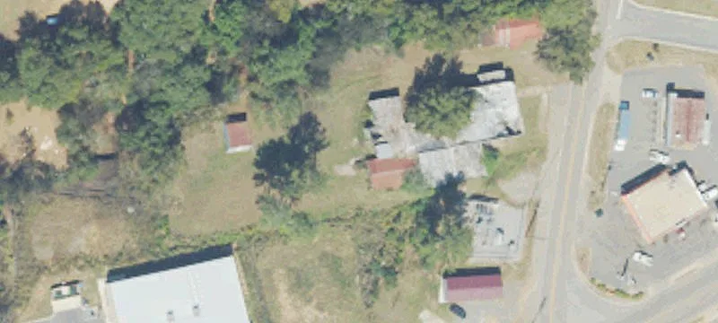 359 Bay Ave