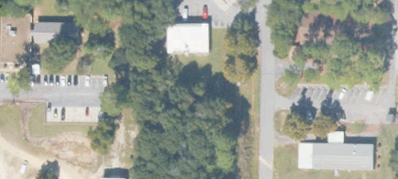 1404 Oakridge Dr