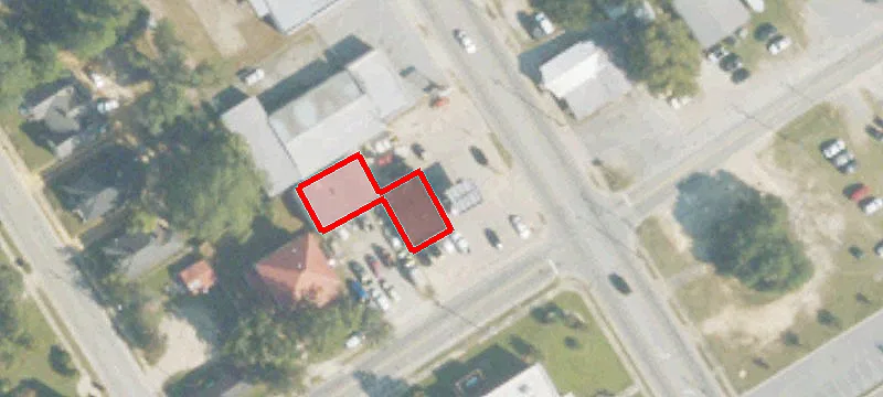 302 Main St