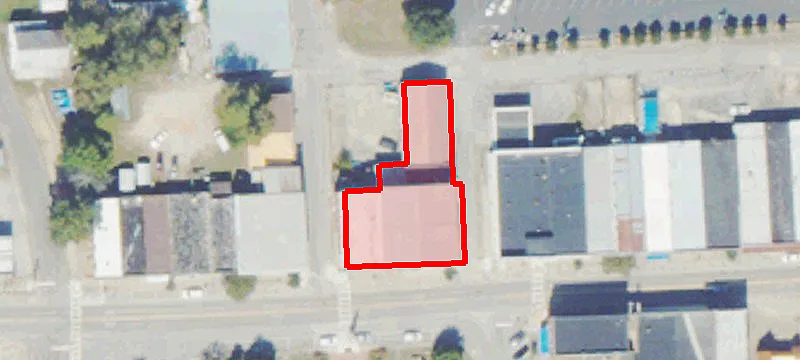 512 Main St