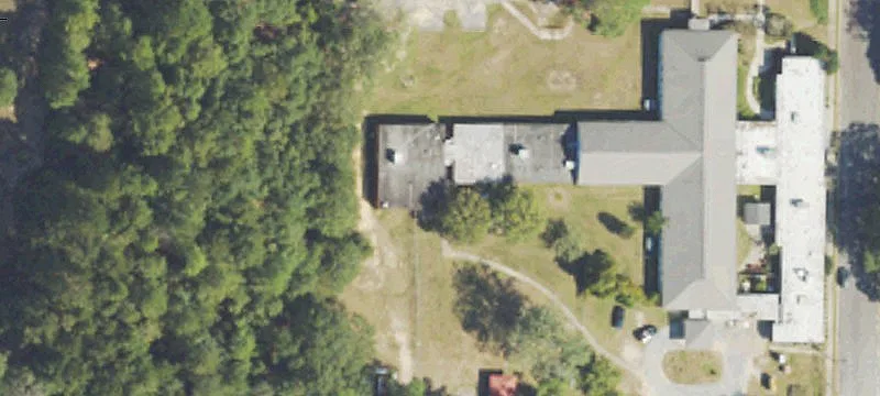 201 Poplar St
