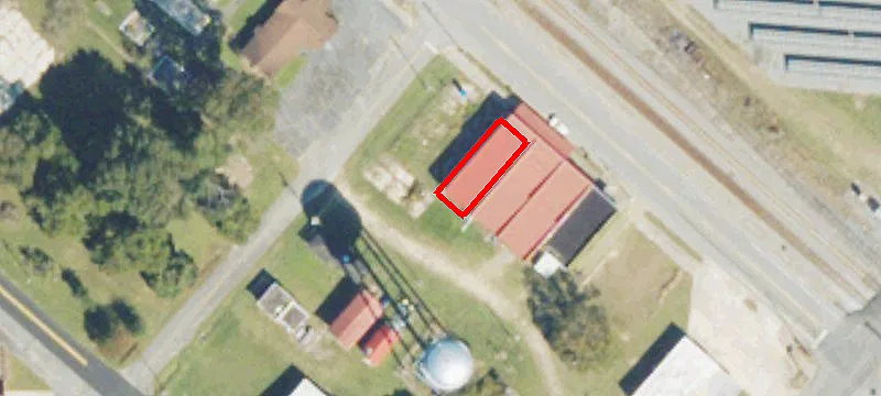 55 Railroad St