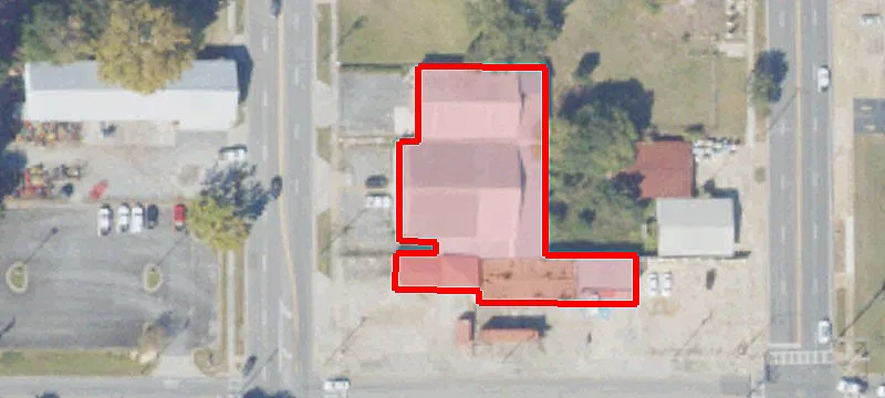 512 Main St
