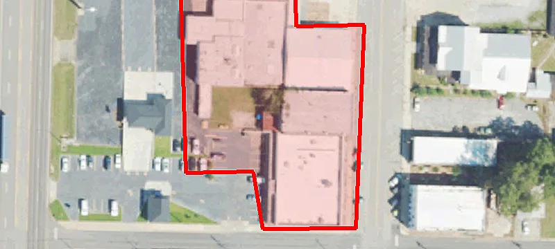 Main St