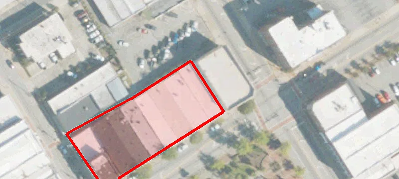 106 Main St