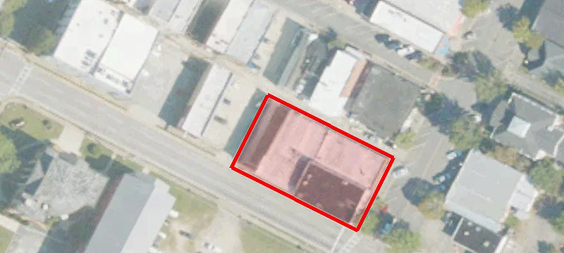110 1st St