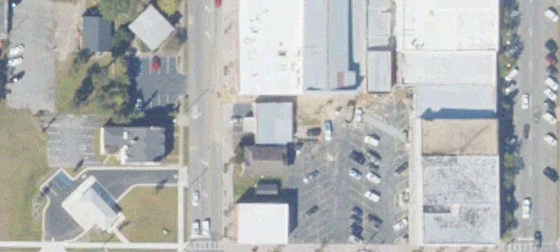 15 1st SW St