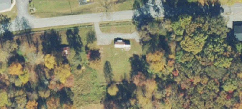 9586 Old Hwy 76