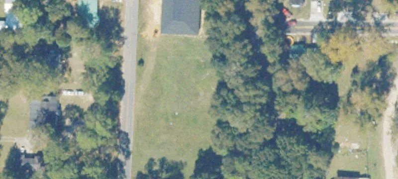810 College N Ave
