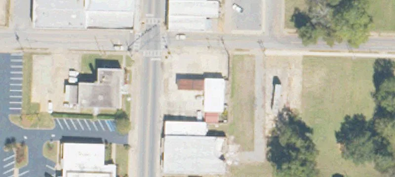 2246 Main St