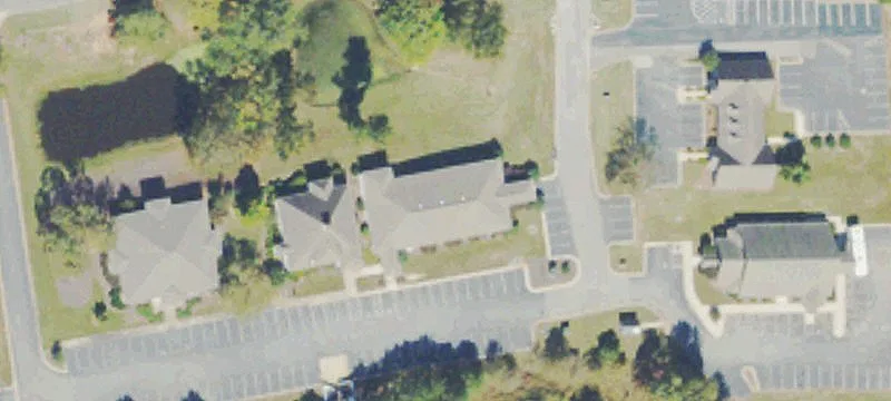 1041 Park Dr