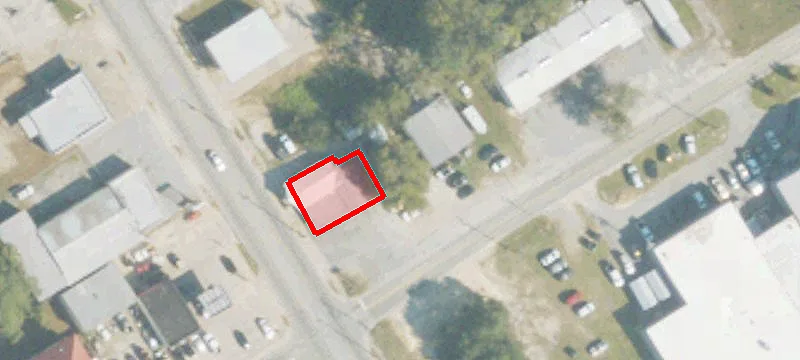 303 Main St
