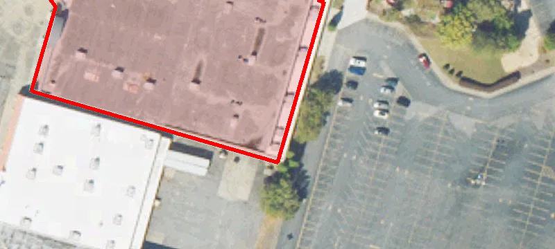 608 Holcomb Brg Rd