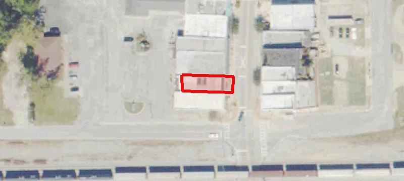 7 Main St