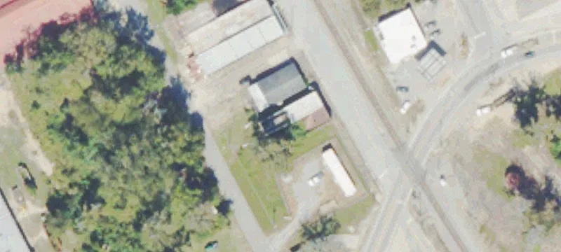 Railroad Ave