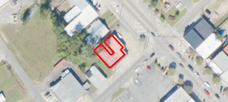 152 Main St