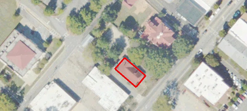 223 Main St