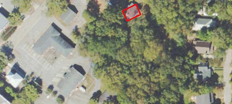 392 Hancock St