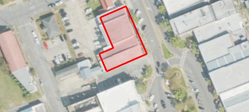 121 Main St
