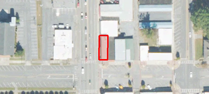 206 3rd Ave