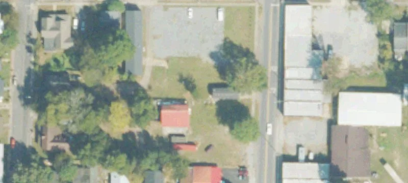 709 Hamilton St