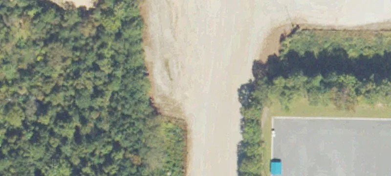 1095 Lancaster Rd