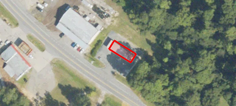 1027 Main St