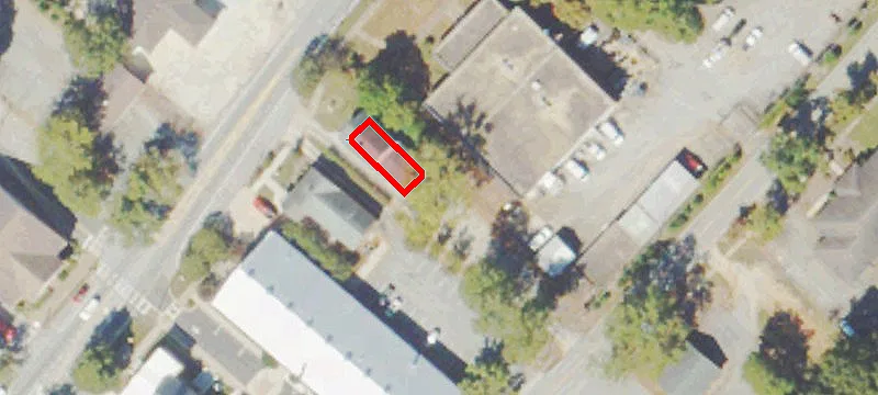 172 Main St