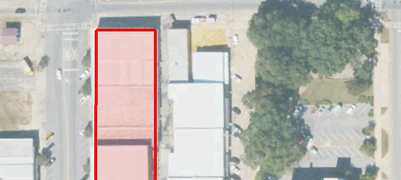 32 Ct Ave