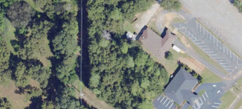 557 Bluebird Blvd