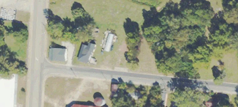 305 Hines St
