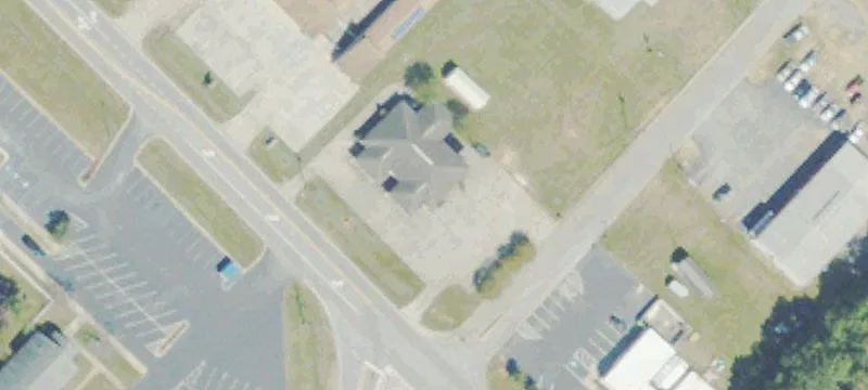109 White Rd