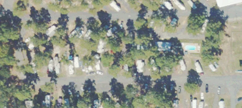 305 Chapman Rd