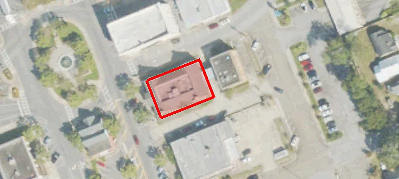 105 Main St