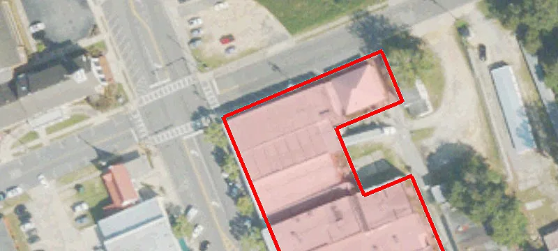 136 Main St