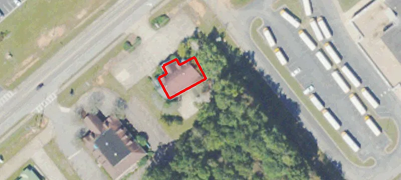 136 Sparta Hwy