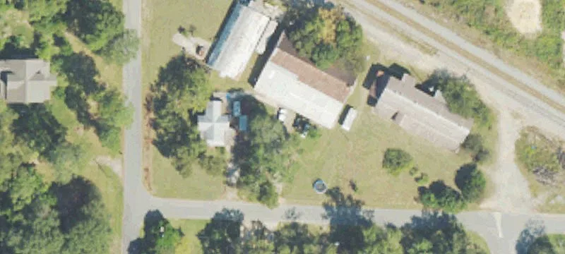 30 Montague St