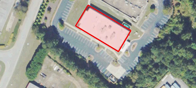 3241 Iris Dr